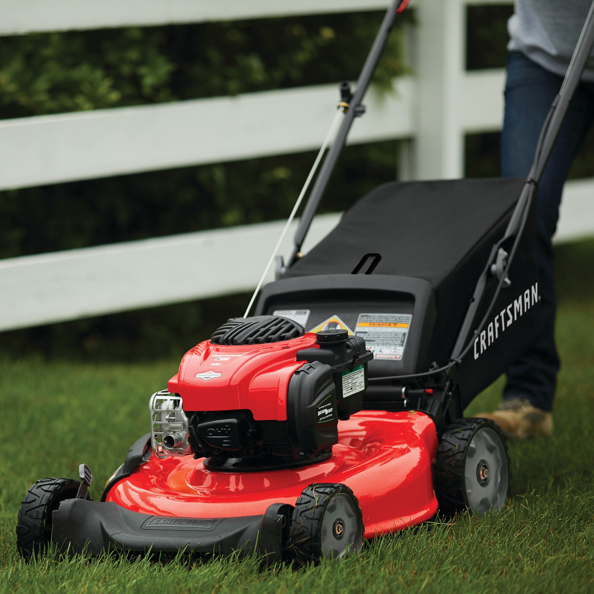 M110 21 in Gas Push Mower with 140cc Briggs Stratton Engine
