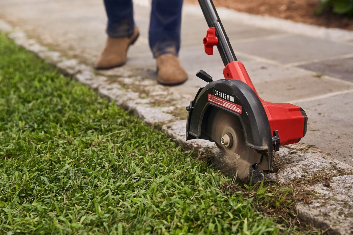 Seamless mobility feature of cordless edger tool only.
