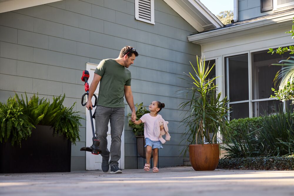 CRAFTSMAN V20* BRUSHLESS RP™ String Trimmer in use