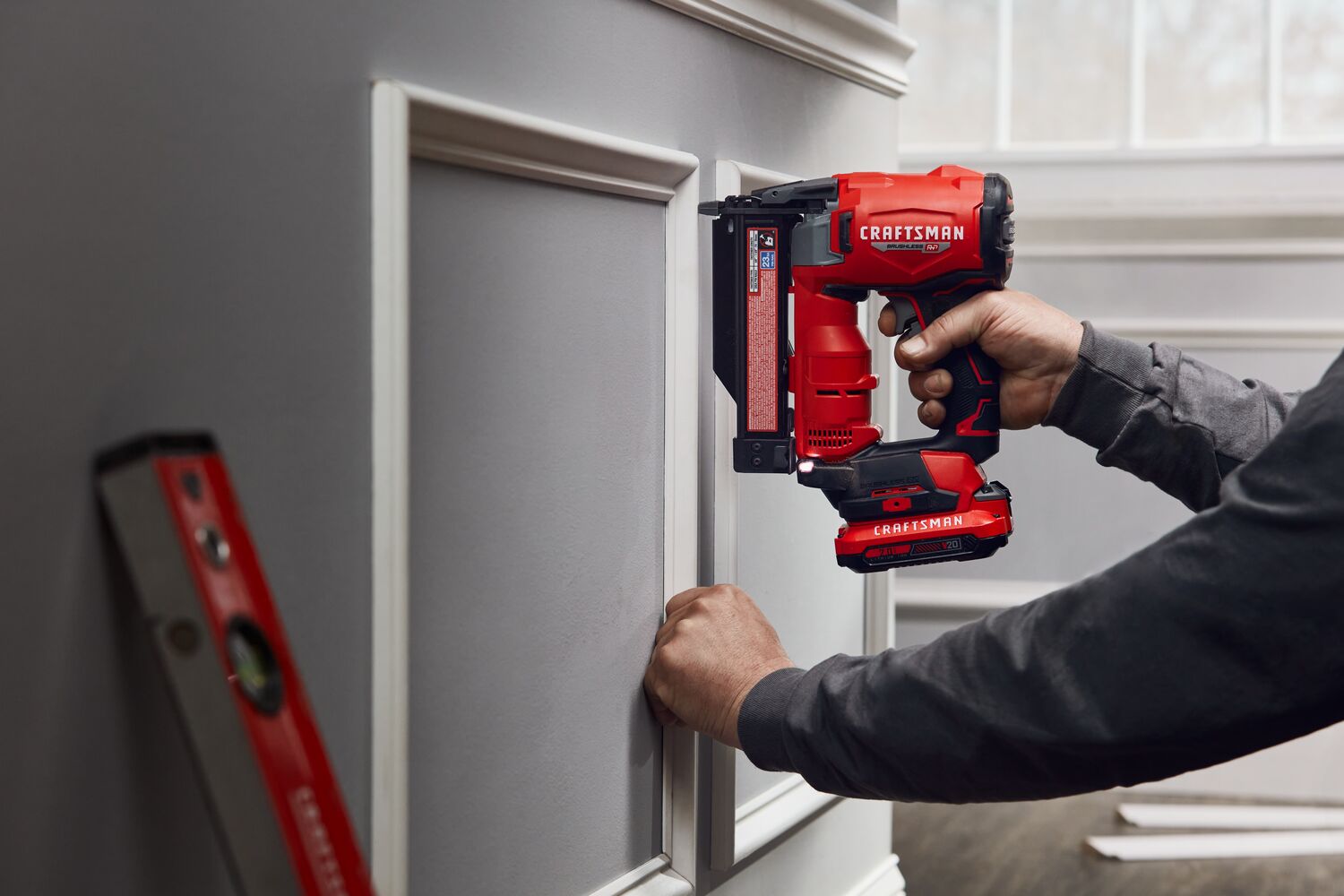 CRAFTSMAN V20 BRUSHLESS RP 23 guage pin nailer in use - battery sold separately